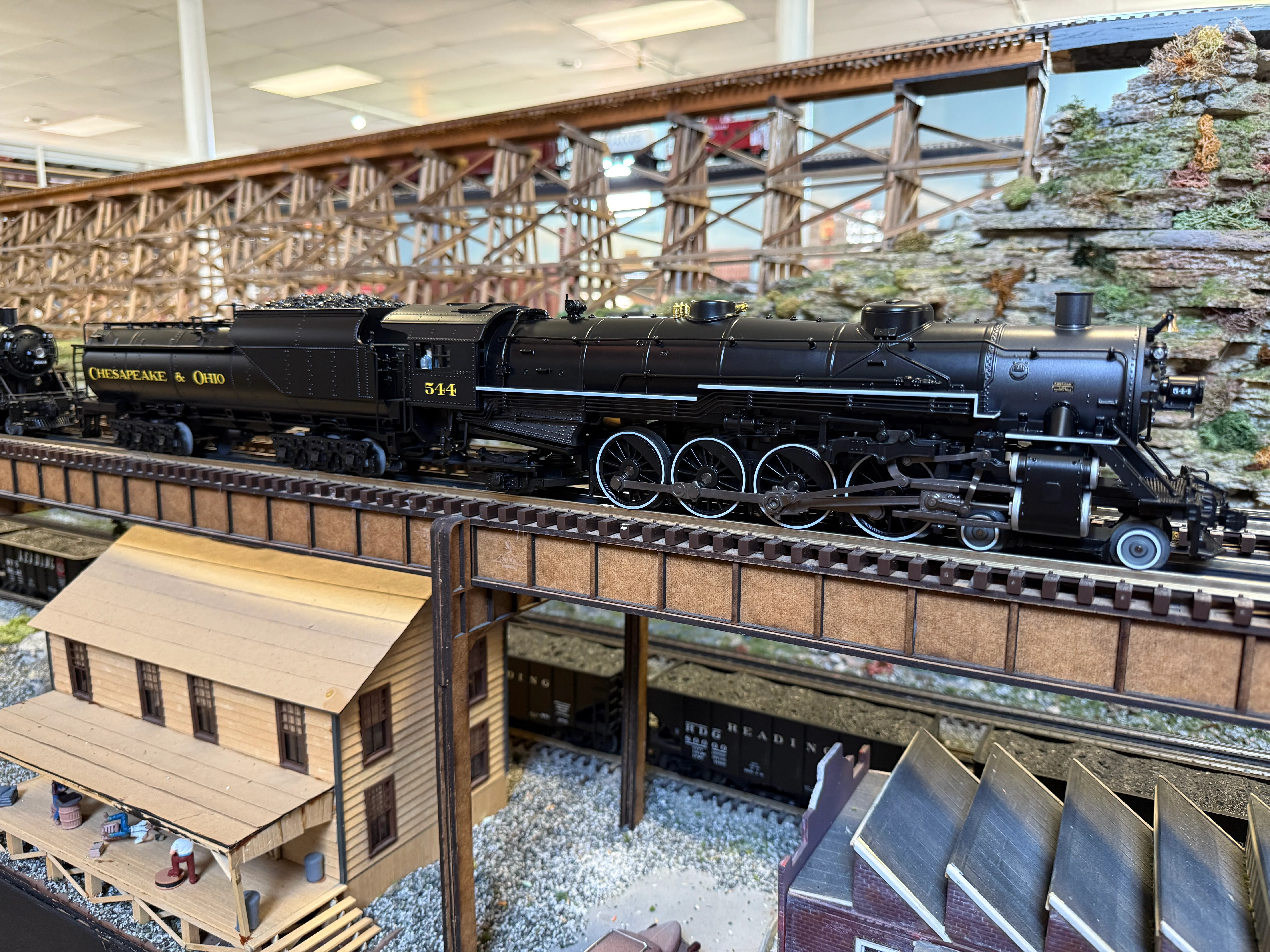 Lionel 2531690 - Legacy Mountain Steam Locomotive "Chesapeake & Ohio" #544 - Custom Run for MrMuffin'sTrains - Image 3