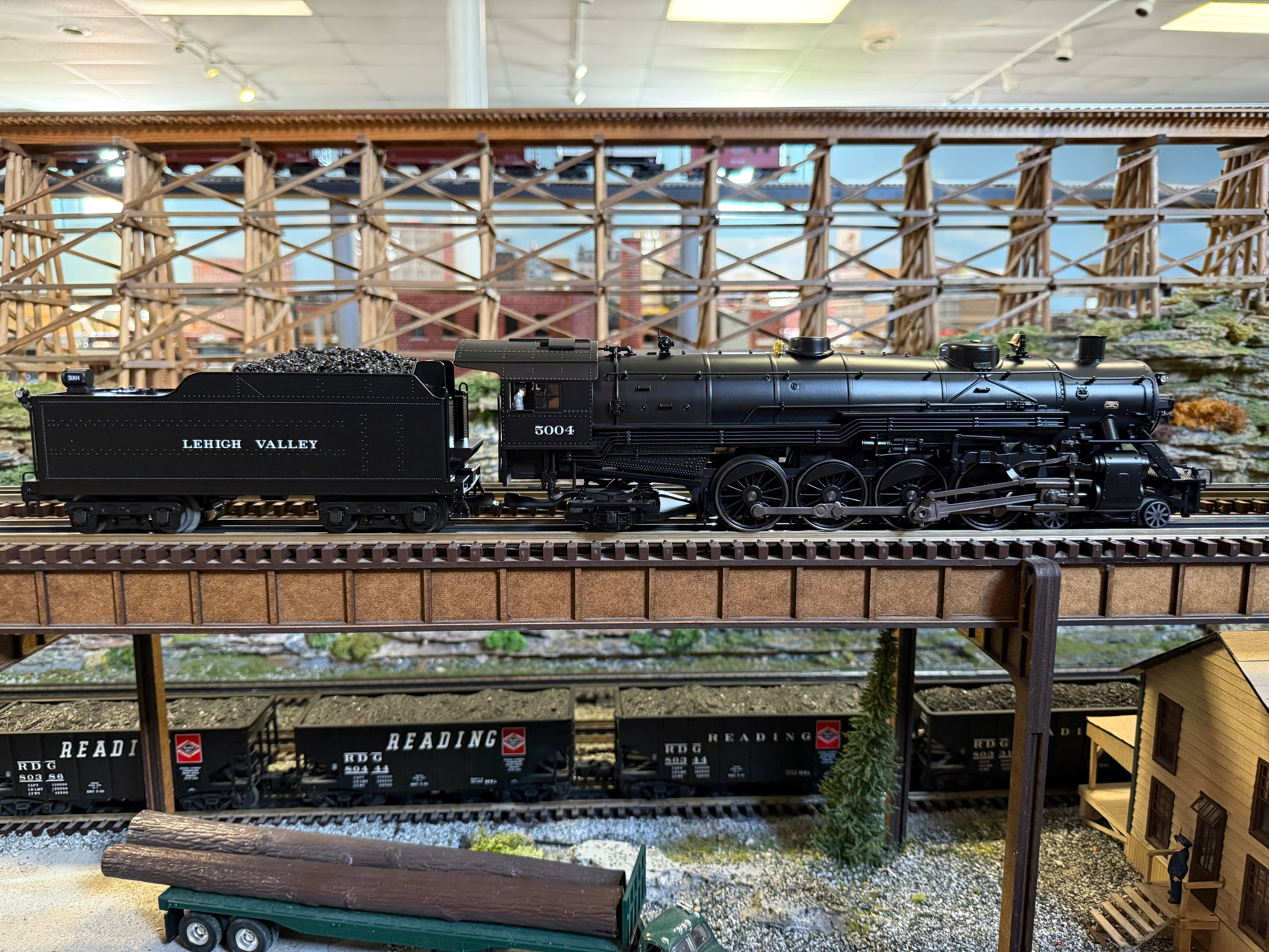Lionel 2531700 - Legacy Mountain Steam Locomotive "Lehigh Valley" #5004 - Custom Run for MrMuffin'sTrains - Image 4